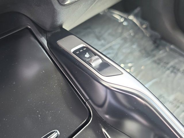 Used 2023 Kia Sorento S image 31