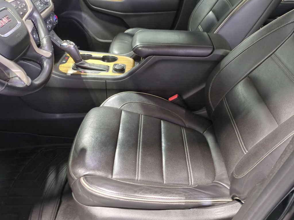 Used 2017 GMC Acadia Denali w/ Technology Package AWD/4WD image 20