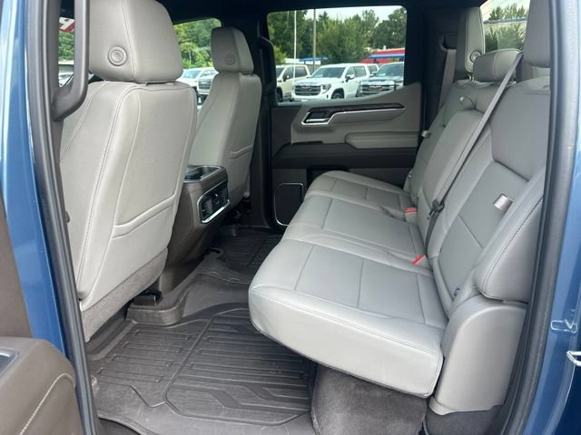 Used 2024 GMC Sierra 1500 SLT AWD/4WD image 23
