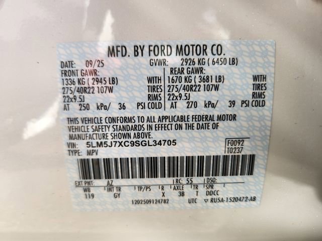 Certified 2025 Lincoln Aviator Reserve w/ Equipment Group 201A image 27