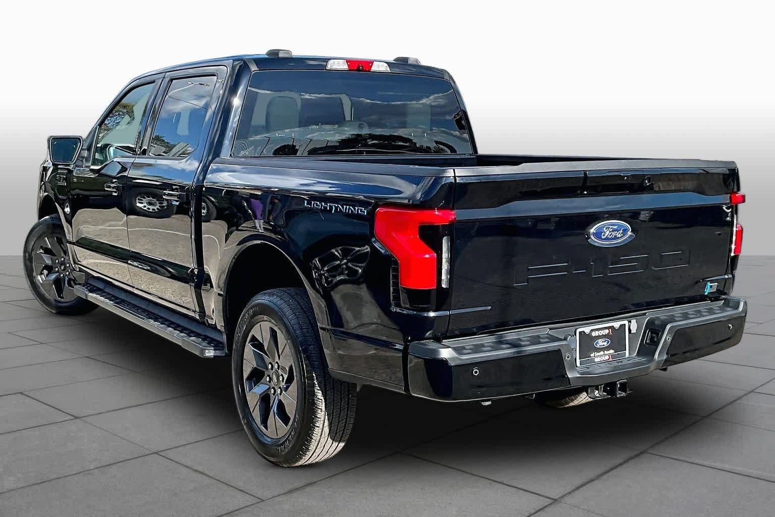 Used 2023 Ford F150 Lightning XLT w/ Equipment Group 312A High AWD/4WD image 15