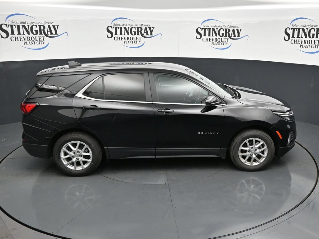 Used 2024 Chevrolet Equinox LT AWD/4WD image 16