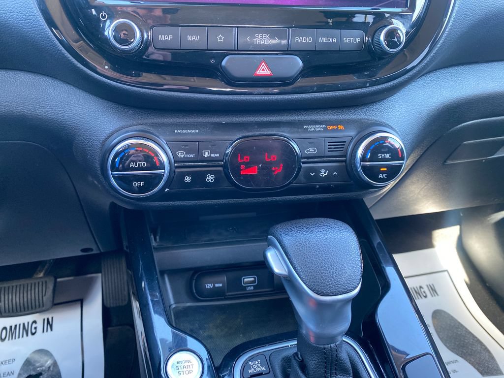 Used 2022 Kia Soul S FWD image 16
