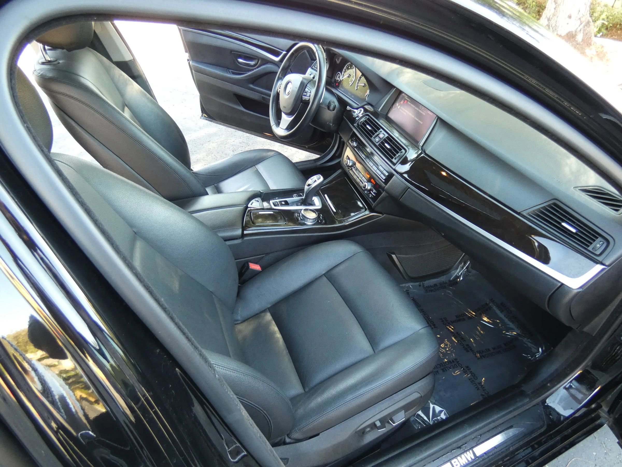 Used 2016 BMW 535i Sedan image 25