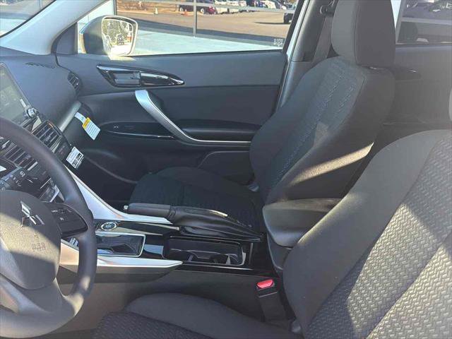 New 2026 Mitsubishi Eclipse Cross LE image 12