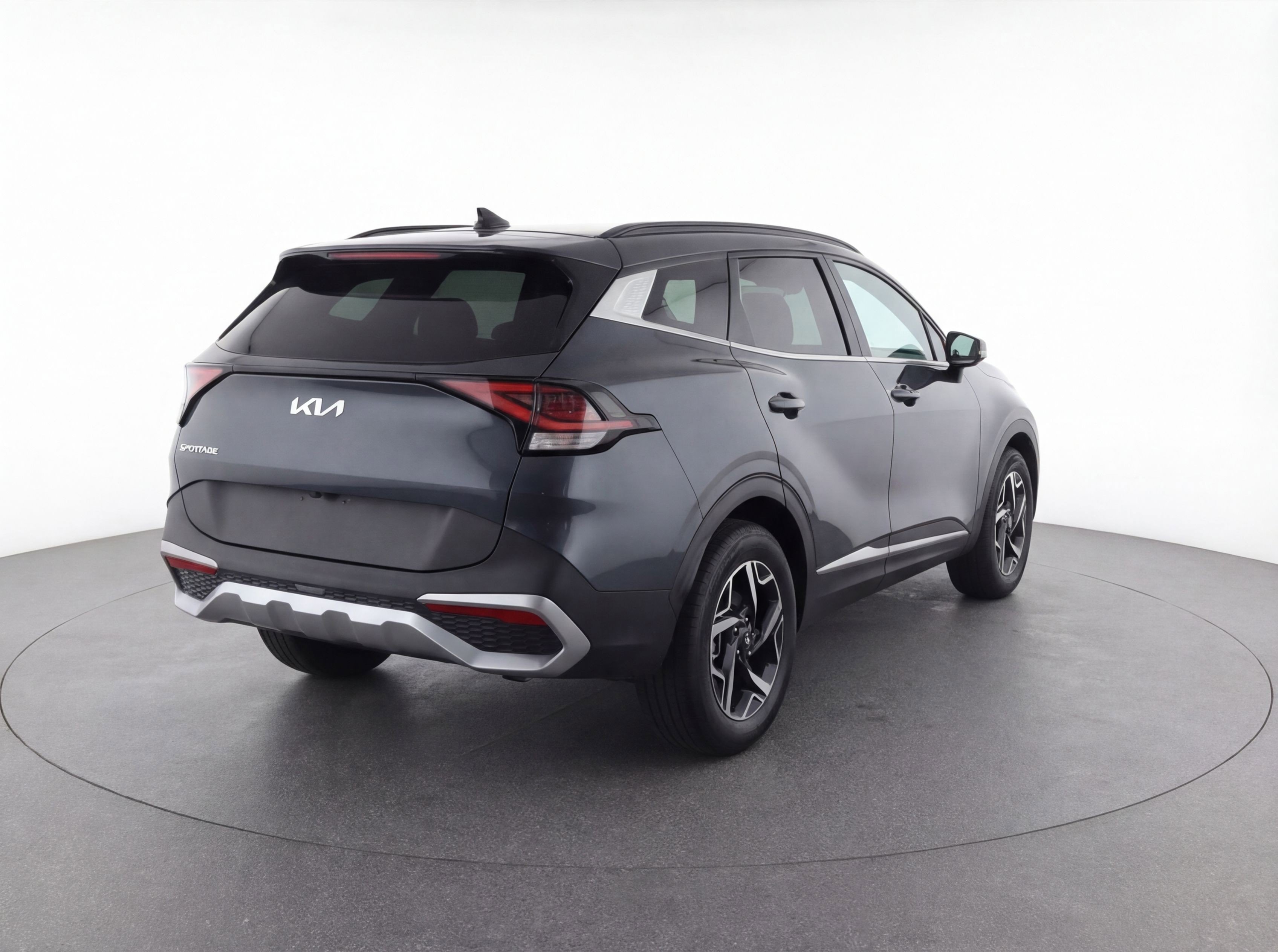 Used 2024 Kia Sportage LX image 9