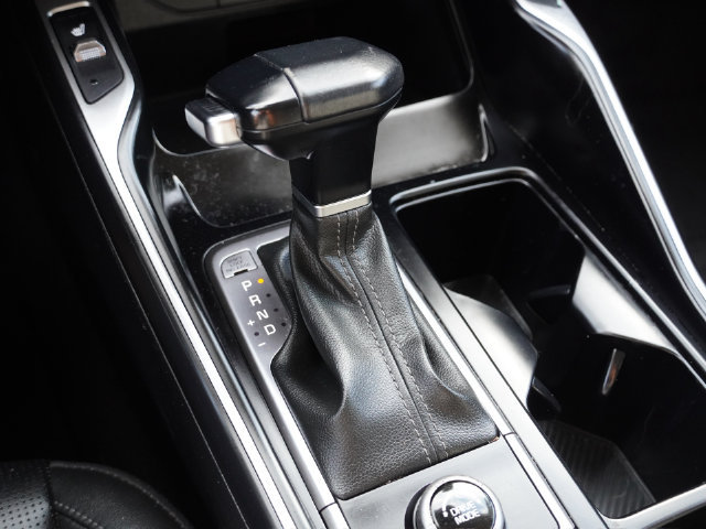 Used 2024 Kia Sorento S FWD image 40