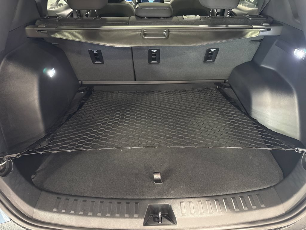 New 2026 Chevrolet Equinox LT w/ Safety and Technology Package FWD image 43