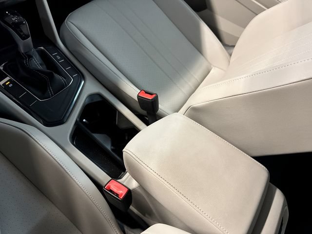 Used 2023 Volkswagen Tiguan SE FWD image 22