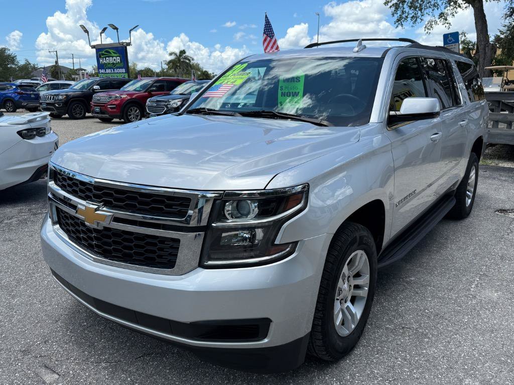Used 2020 Chevrolet Suburban LT AWD/4WD image 3