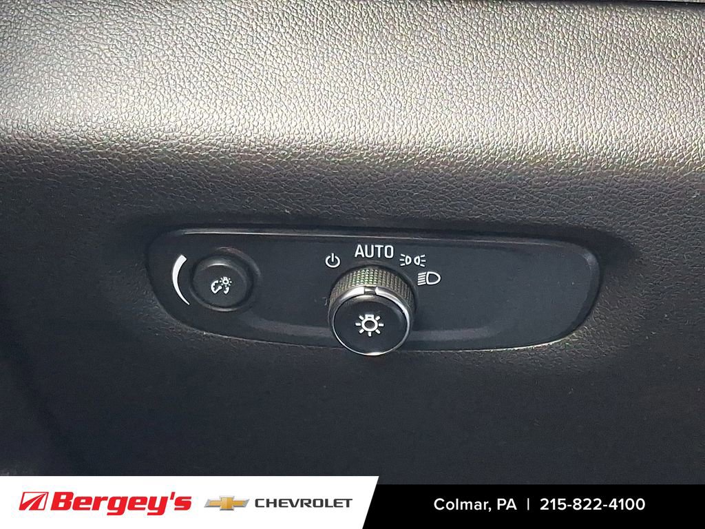 Certified 2023 Chevrolet Traverse LT w/ LPO, Floor Liner Package image 27