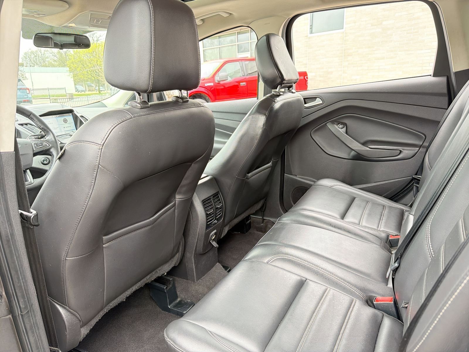 Used 2019 Ford Escape SEL AWD/4WD image 22