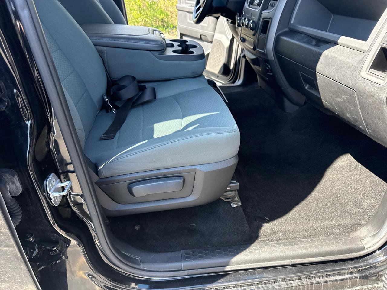 Used 2015 RAM 1500 Tradesman w/ Popular Equipment Group image 12