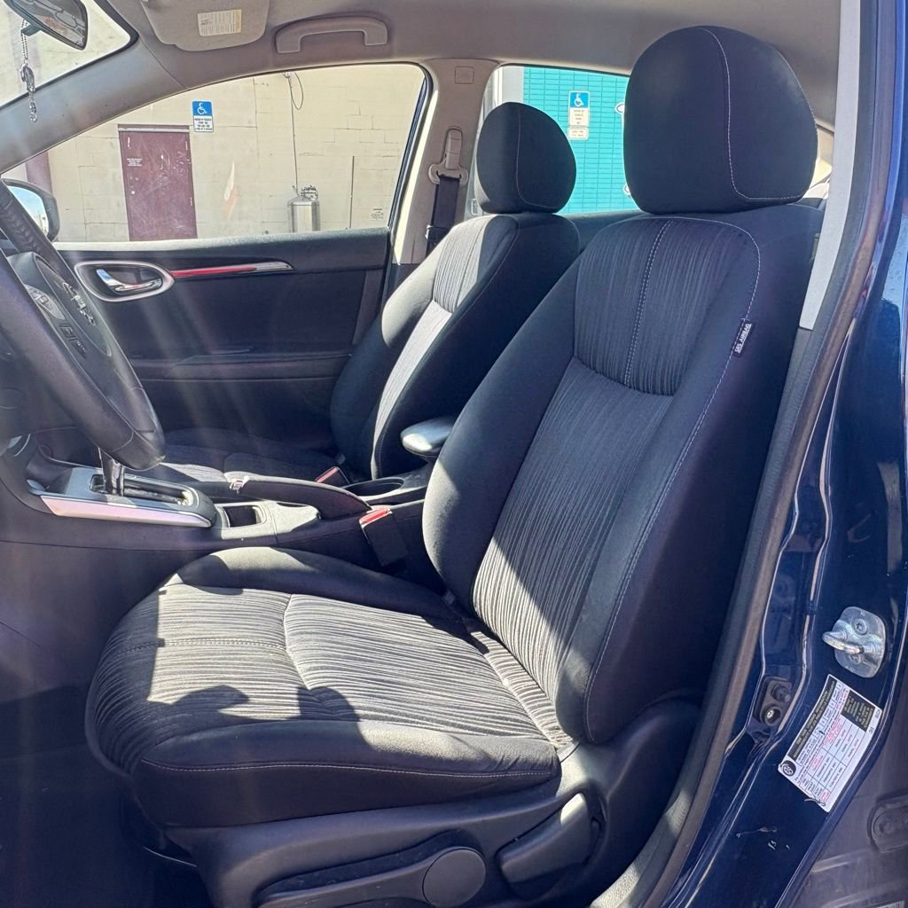 Used 2016 Nissan Sentra SV image 9