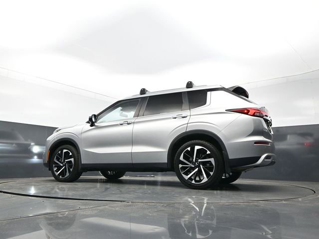 Used 2022 Mitsubishi Outlander SE AWD/4WD image 24