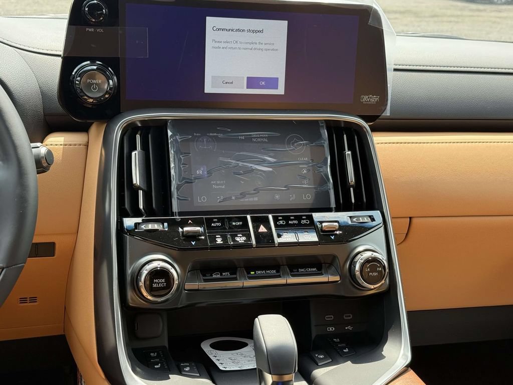 New 2026 Lexus LX 700h Luxury AWD/4WD image 14