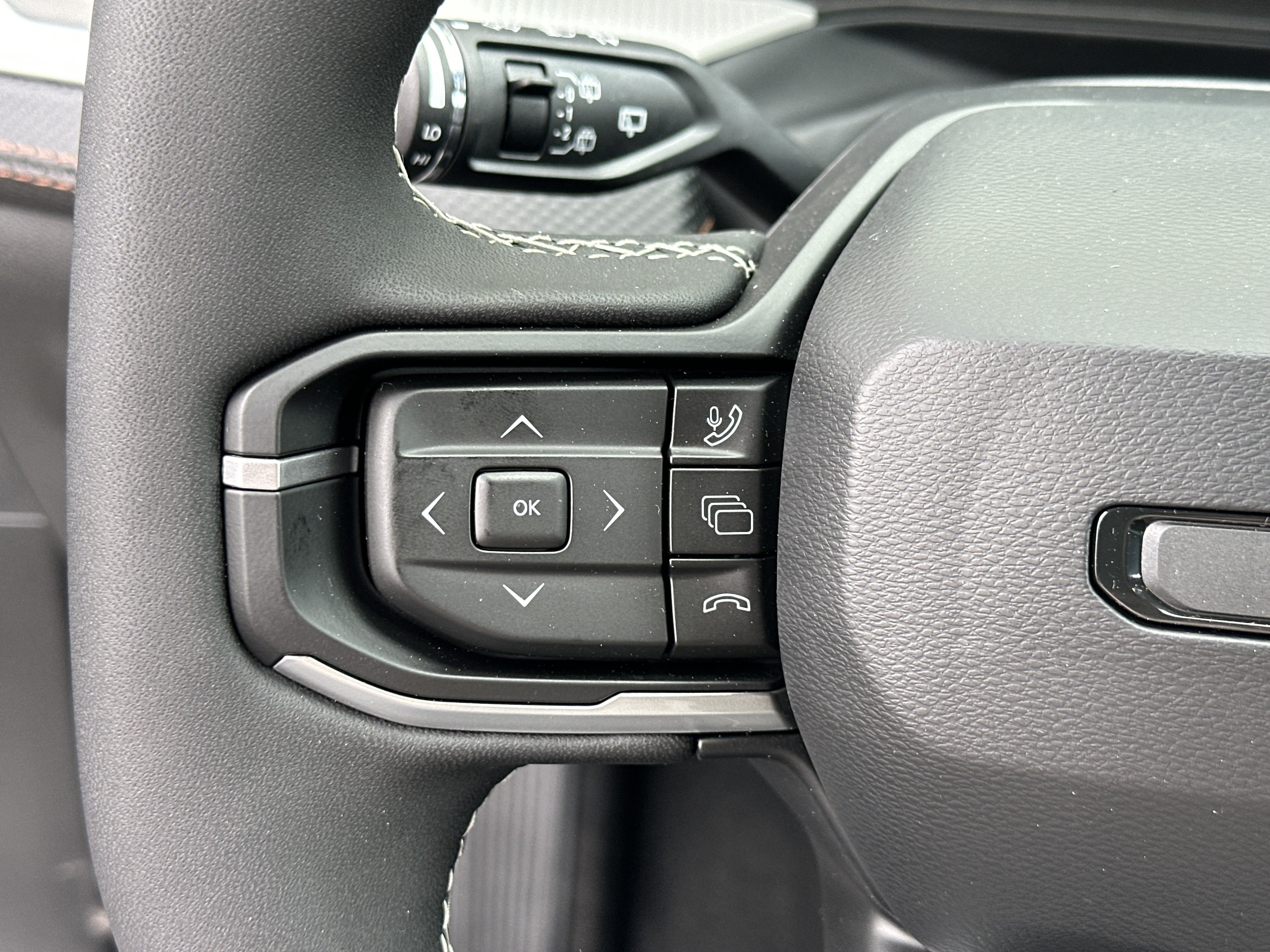 New 2026 Jeep Cherokee Limited AWD/4WD image 8