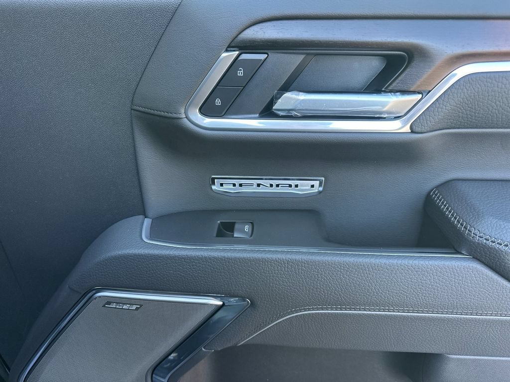 New 2026 GMC Sierra 1500 Denali AWD/4WD image 18