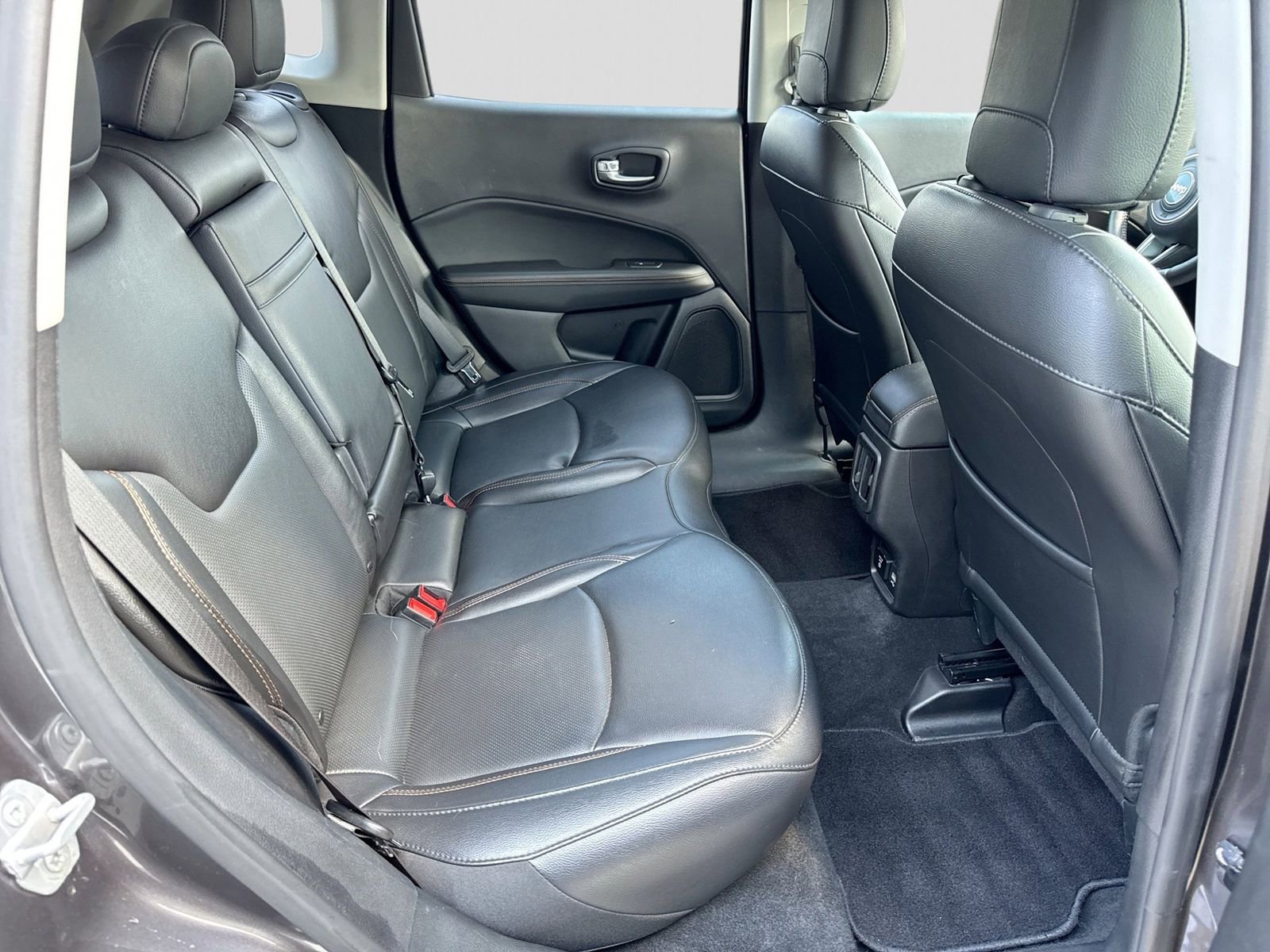 Used 2019 Jeep Compass Limited AWD/4WD image 23