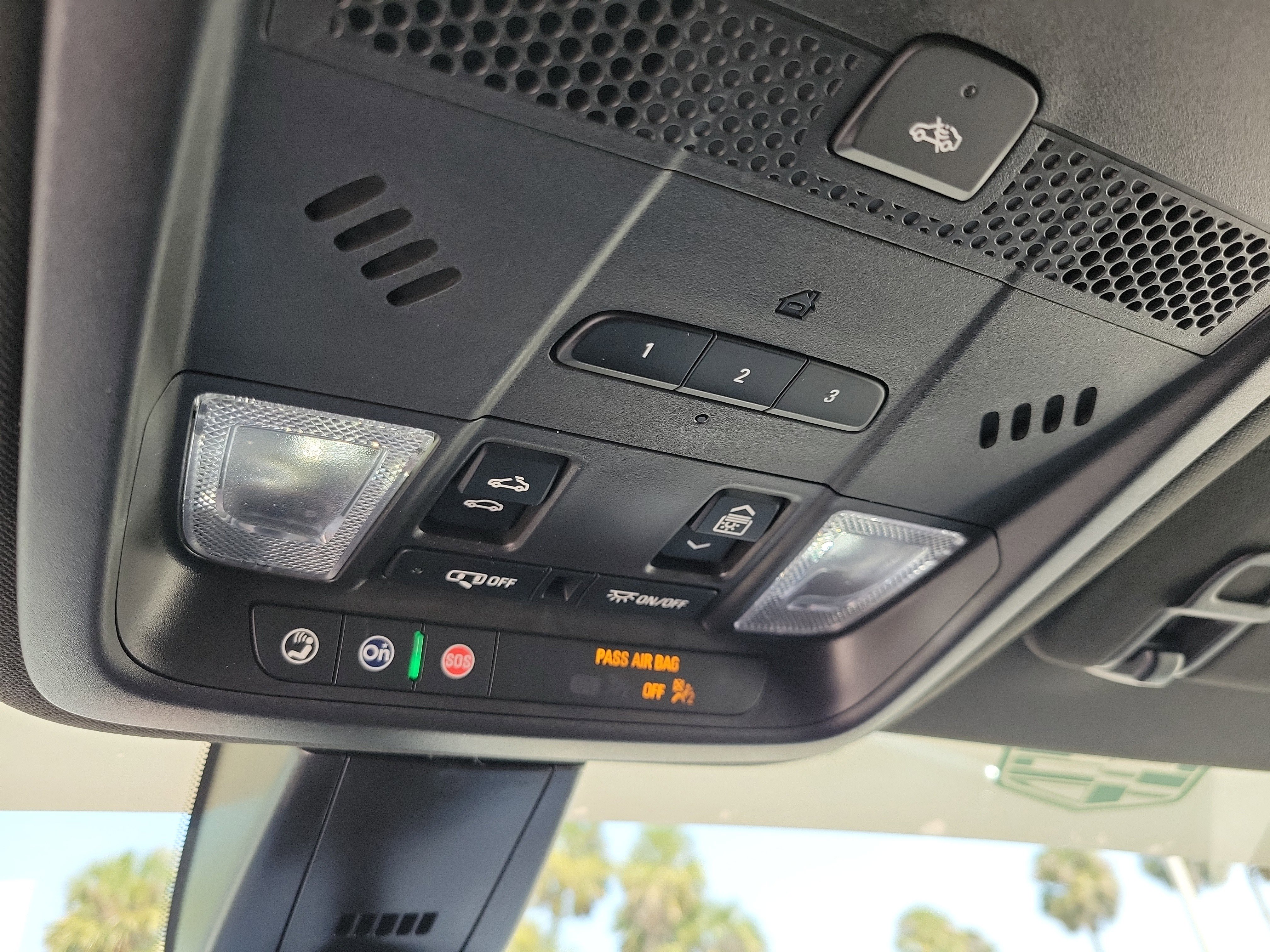 Certified 2024 Cadillac XT6 Sport w/ LPO, Onyx Lite Package image 19