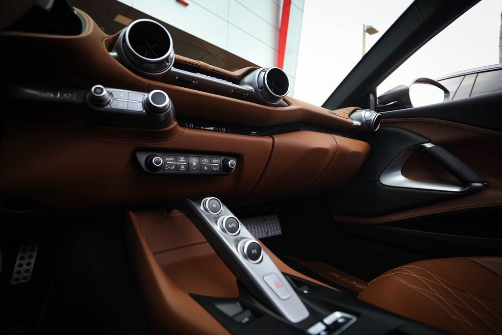 Certified 2022 Ferrari 812 GTS RWD image 38