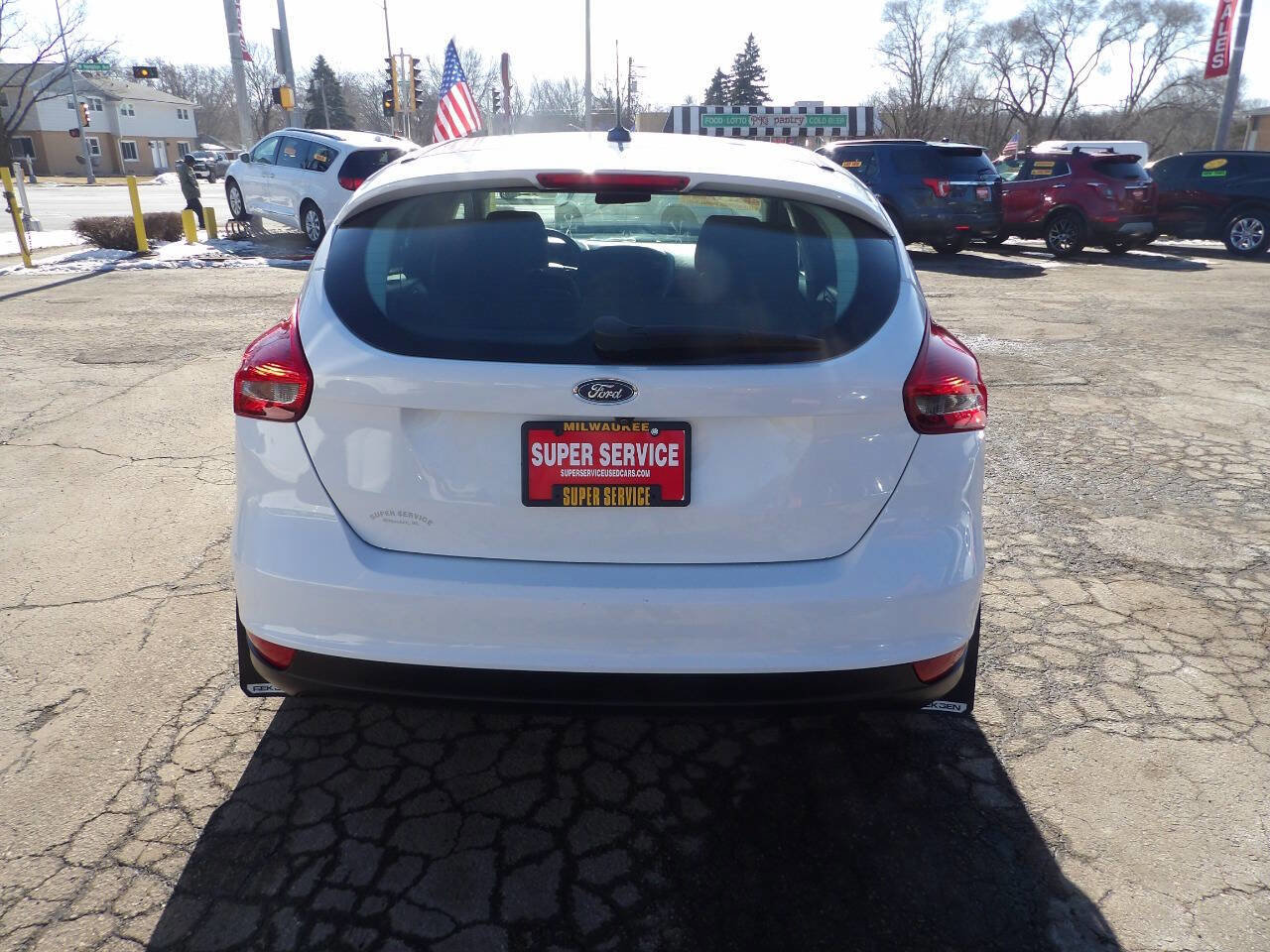 Used 2017 Ford Focus SE w/ Interior Protection Package image 4