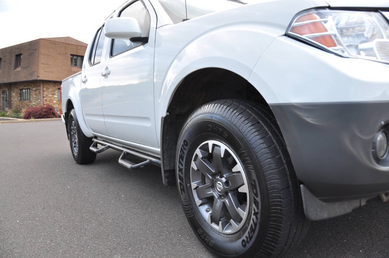 Used 2015 Nissan Frontier PRO-4X w/ Pro-4x Luxury Package AWD/4WD image 7