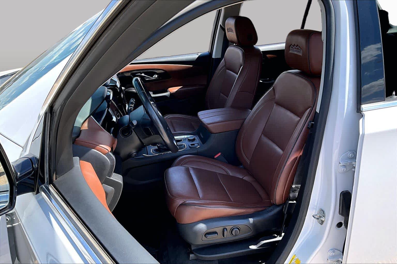 Used 2019 Chevrolet Traverse High Country AWD/4WD image 7
