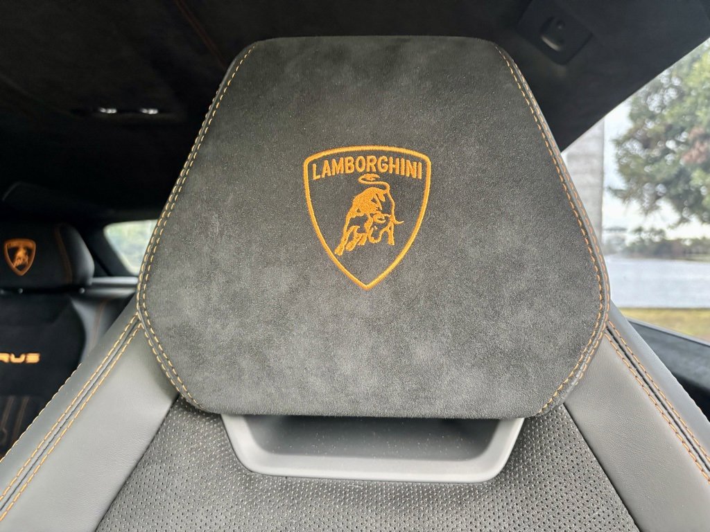 Used 2023 Lamborghini Urus Performante image 36