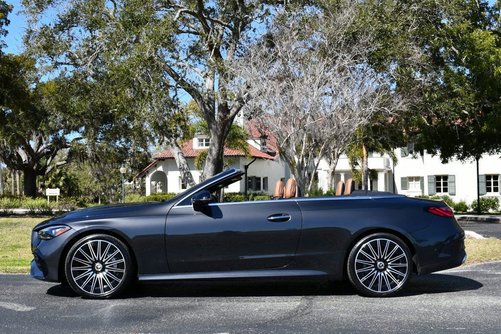 Used 2024 Mercedes-Benz CLE 450 4MATIC Cabriolet image 28