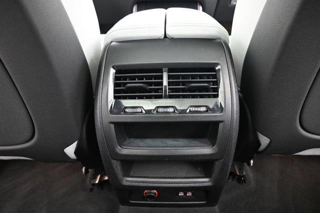 Used 2025 BMW X5 xDrive40i w/ M Sport Package AWD/4WD image 24