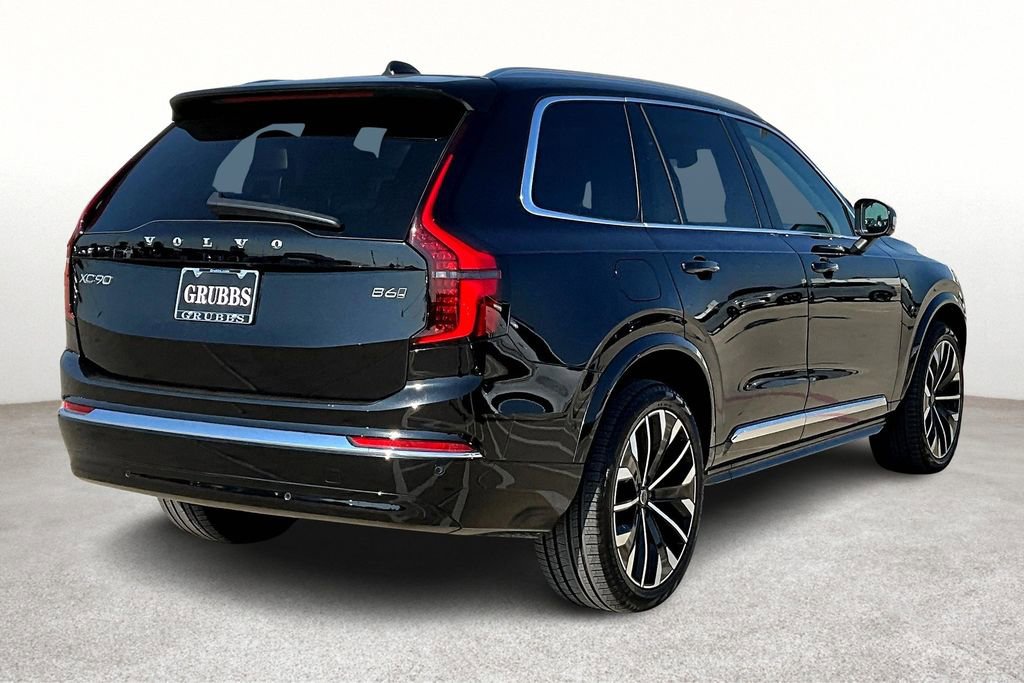Certified 2025 Volvo XC90 B6 Plus image 2