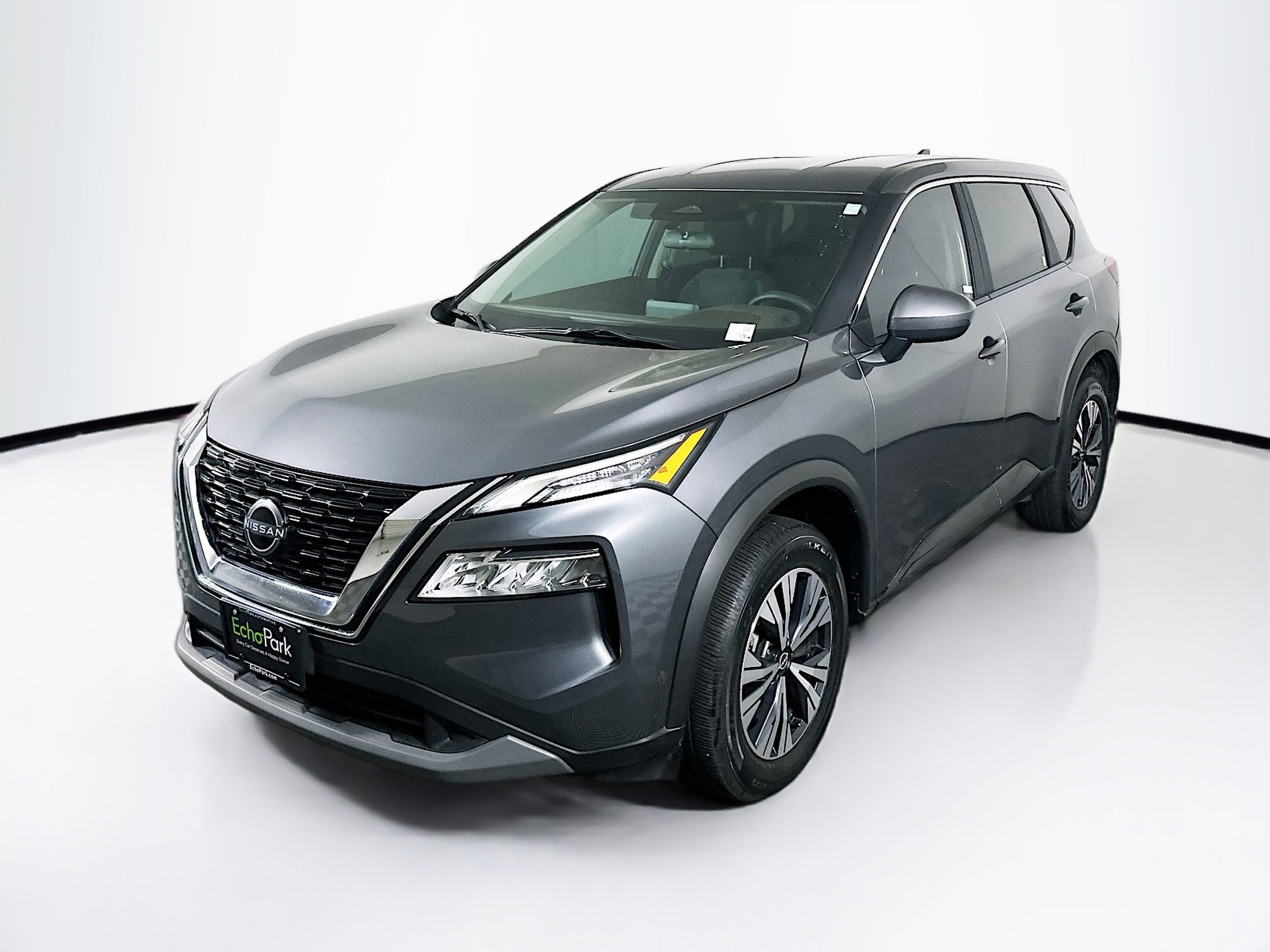 Used 2023 Nissan Rogue SV FWD image 3