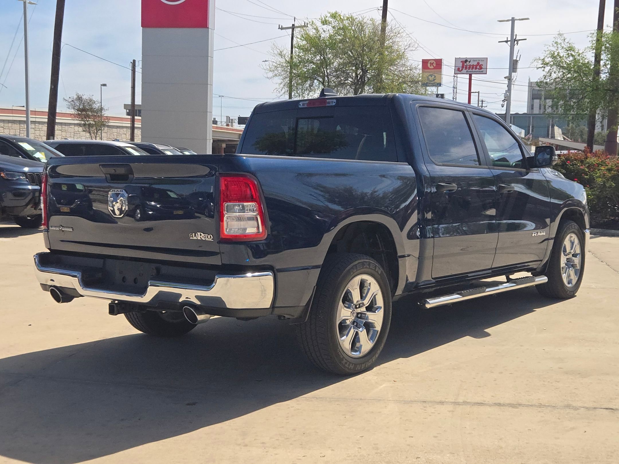 Used 2023 RAM 1500 Lone Star image 3