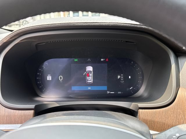 Certified 2025 Volvo V90 B6 Cross Country Ultra AWD/4WD image 14