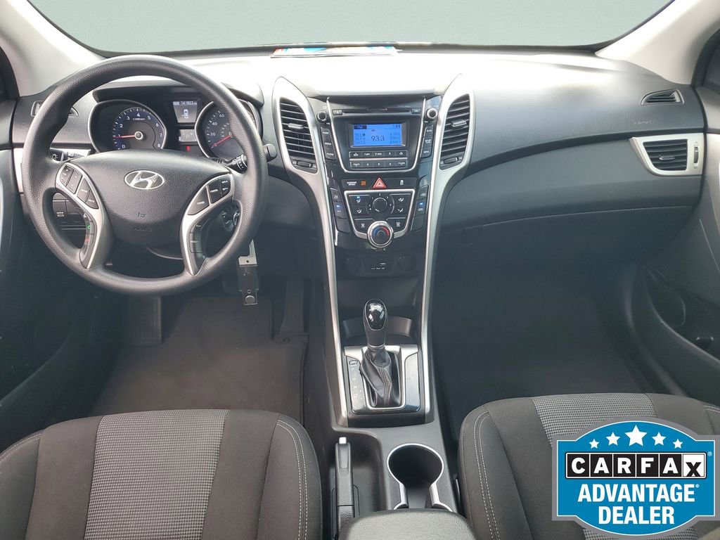 Used 2017 Hyundai Elantra GT image 15