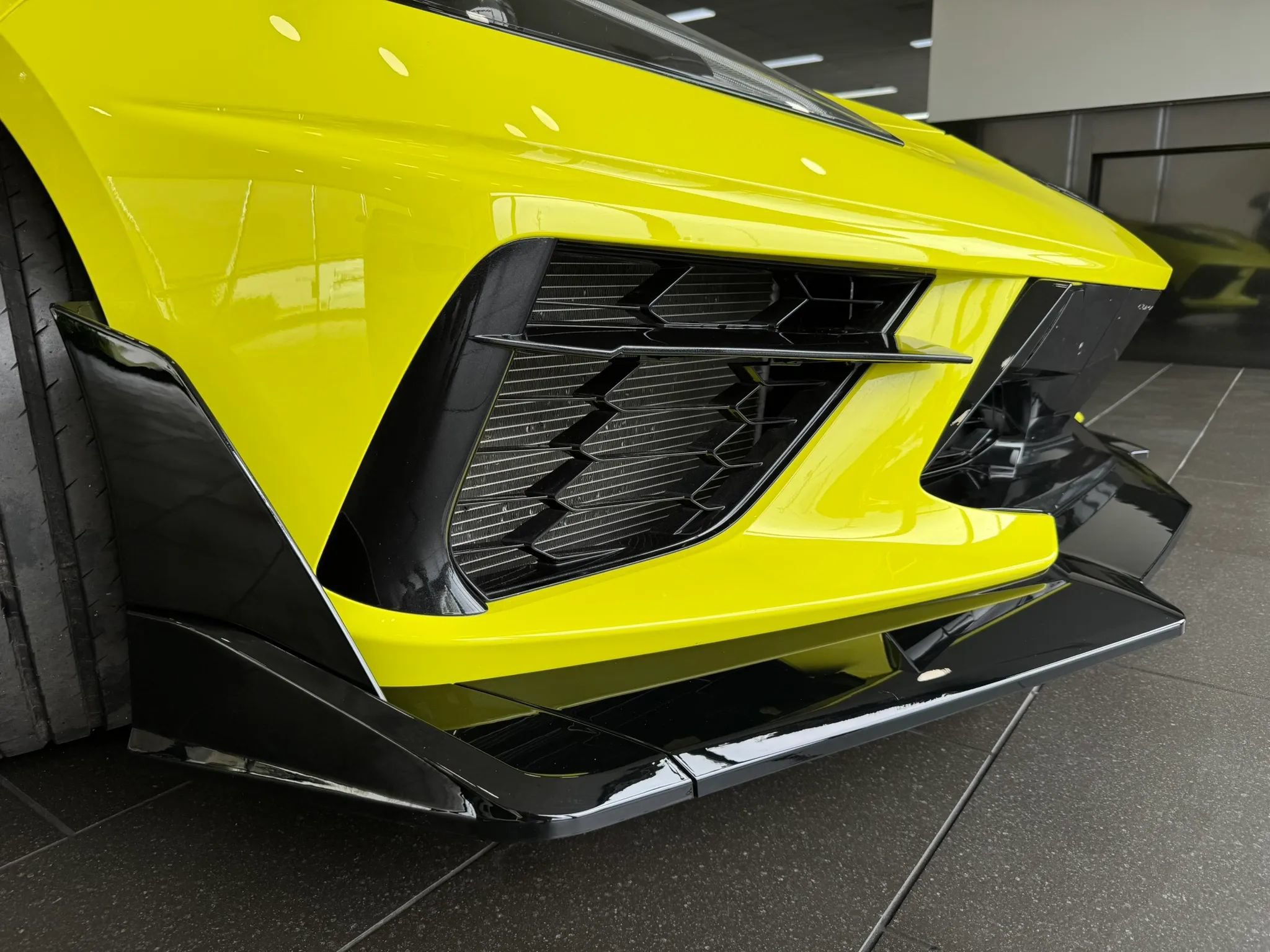 Used 2023 Chevrolet Corvette Stingray Coupe w/ Z51 Performance Package RWD image 54