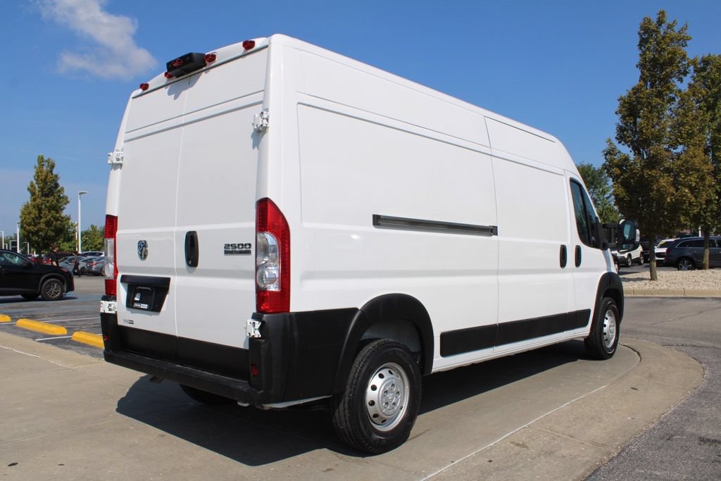 Used 2023 RAM ProMaster 2500 FWD image 7