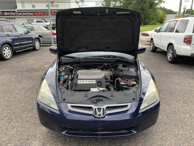 Used 2004 Honda Accord EX image 2