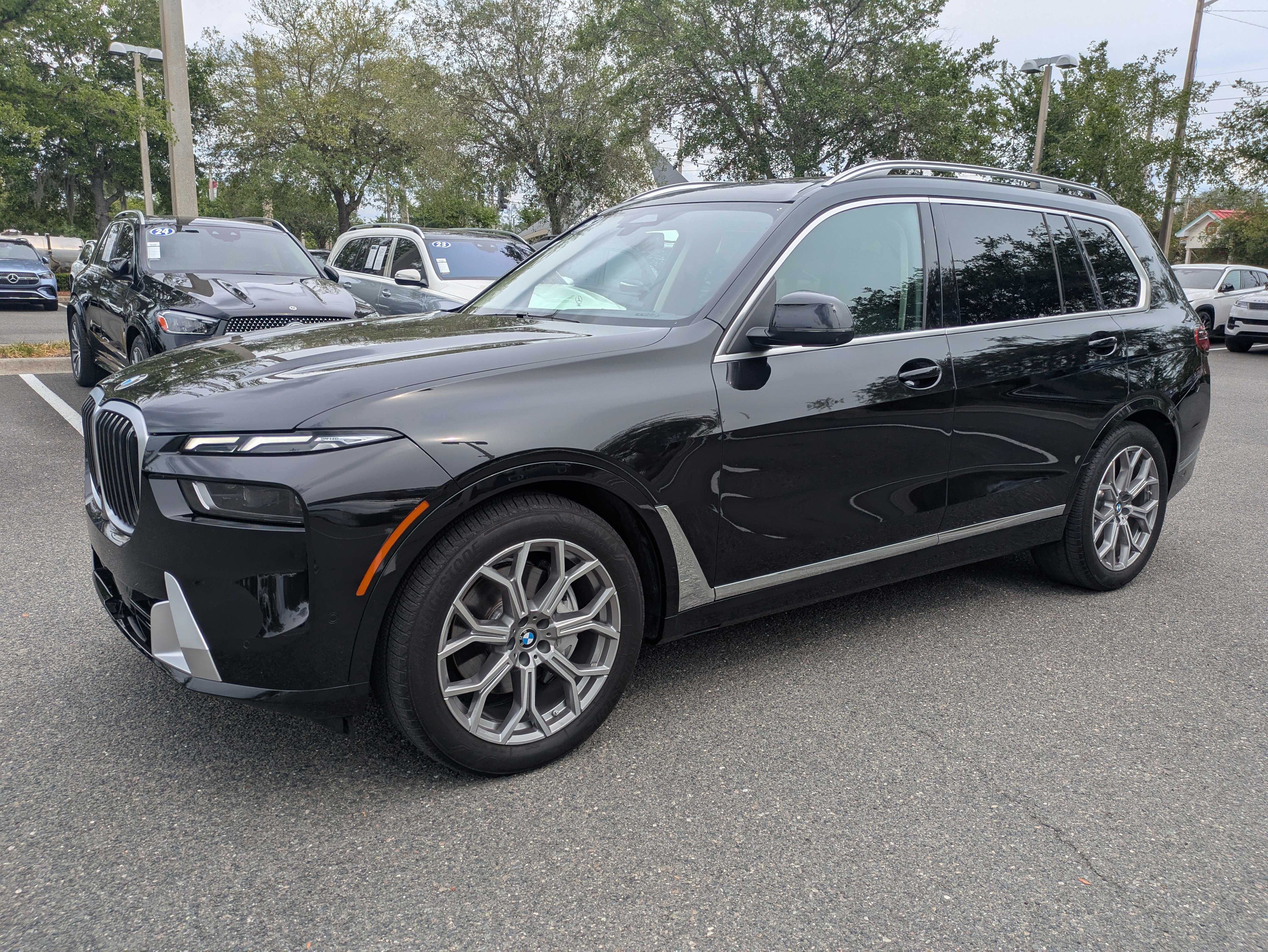 Used 2025 BMW X7 xDrive40i AWD/4WD image 8