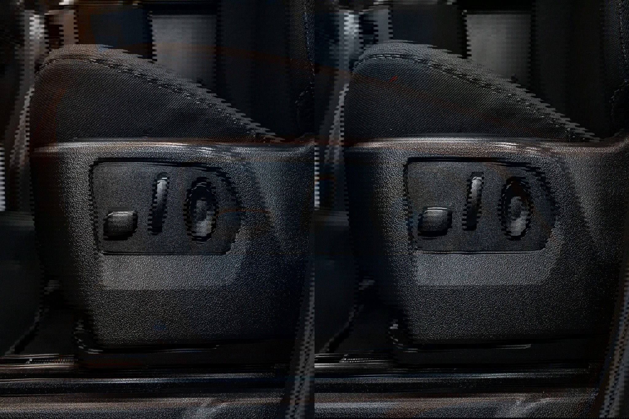 Used 2025 Chevrolet Silverado 1500 Custom Trail Boss w/ LPO, Dark Essentials Package image 25