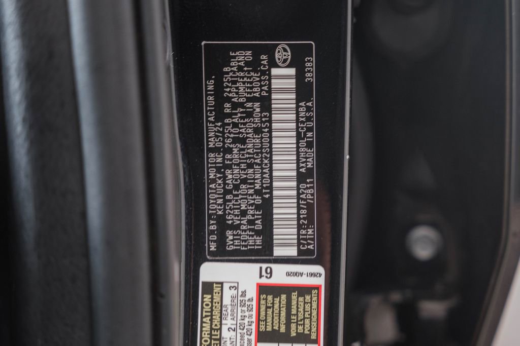 Used 2025 Toyota Camry LE FWD image 37