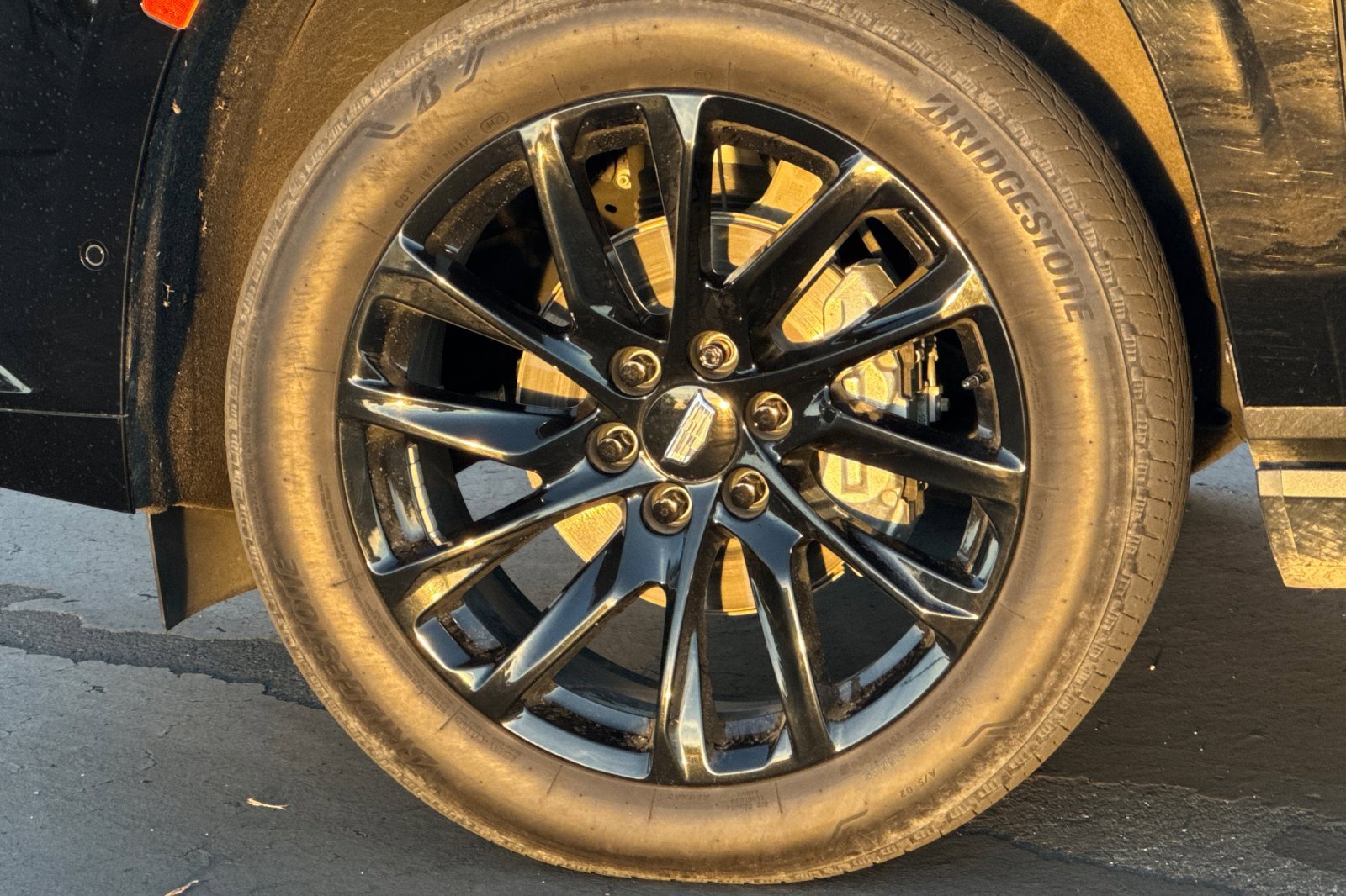 Used 2023 Cadillac Escalade Sport Platinum w/ LPO, ONYX Package image 46