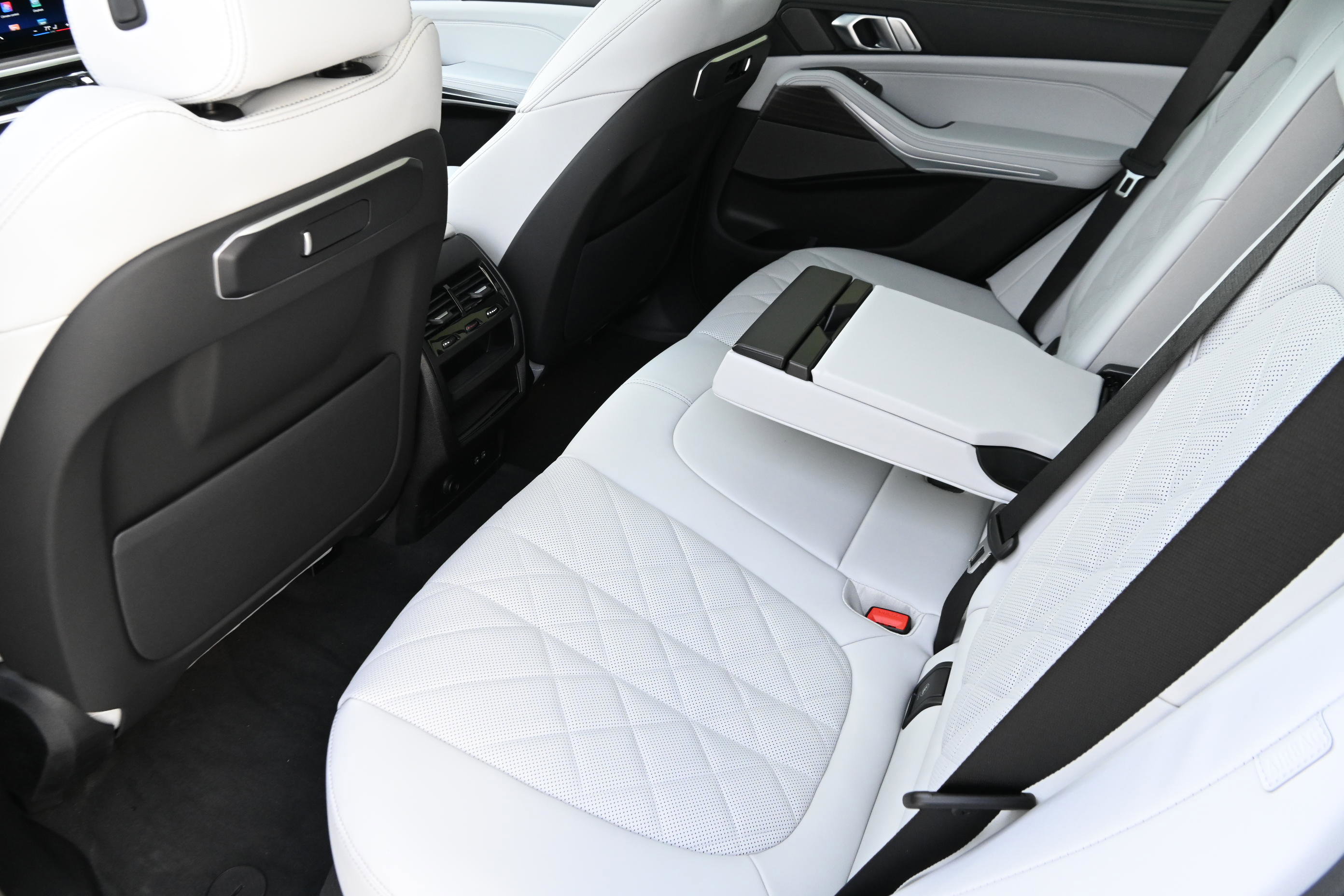 New 2026 BMW X5 xDrive40i image 10