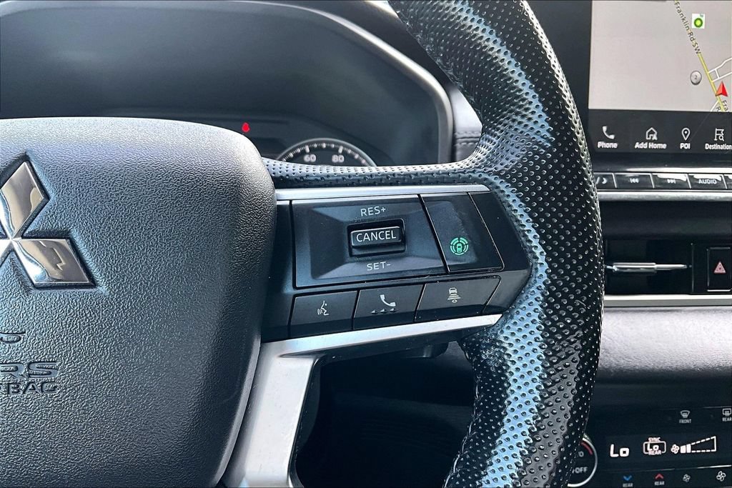Used 2022 Mitsubishi Outlander SEL AWD/4WD image 12