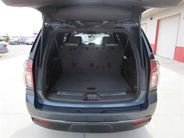 Used 2021 Chevrolet Suburban Z71 w/ Z71 Off-Road Package AWD/4WD image 10