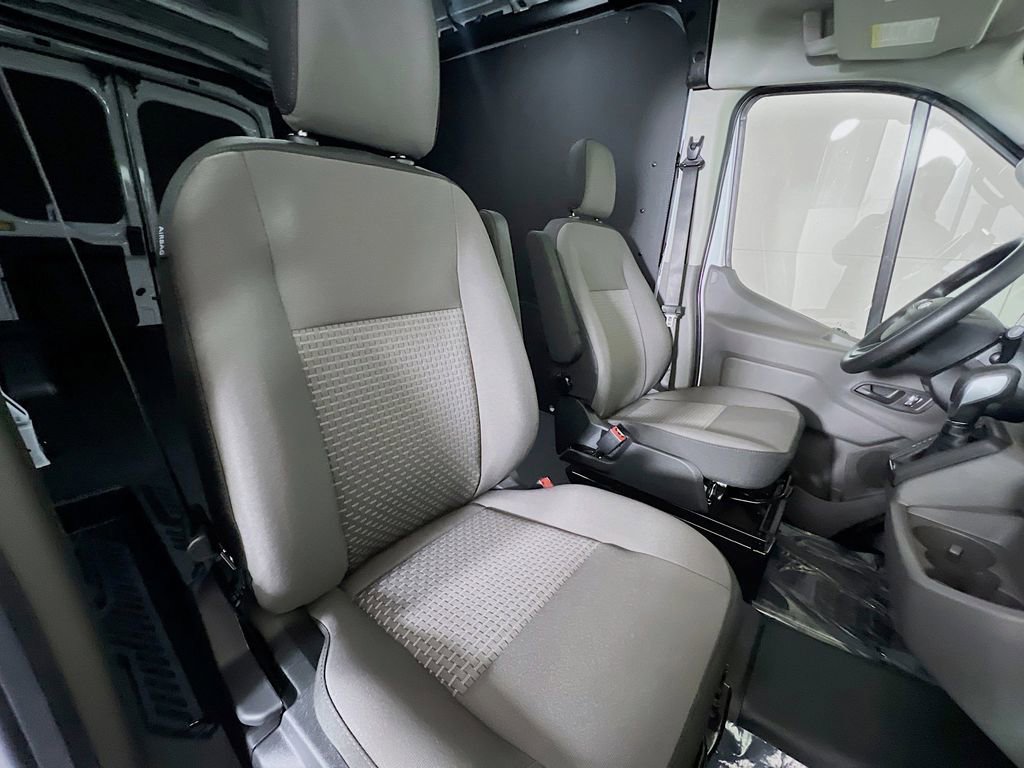 New 2026 Ford Transit 250 148 Medium Roof Extended AWD w/ Load Area Protection Package image 16