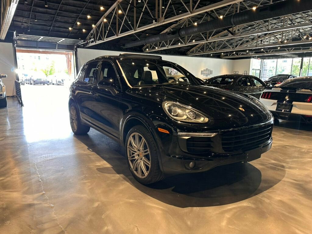 Used 2018 Porsche Cayenne AWD/4WD image 7