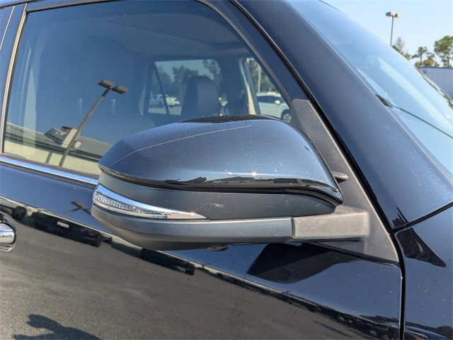 Used 2023 Toyota 4Runner Limited image 12