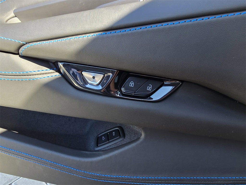 Used 2025 Chevrolet Corvette Z06 w/ Z07 Performance Package image 16